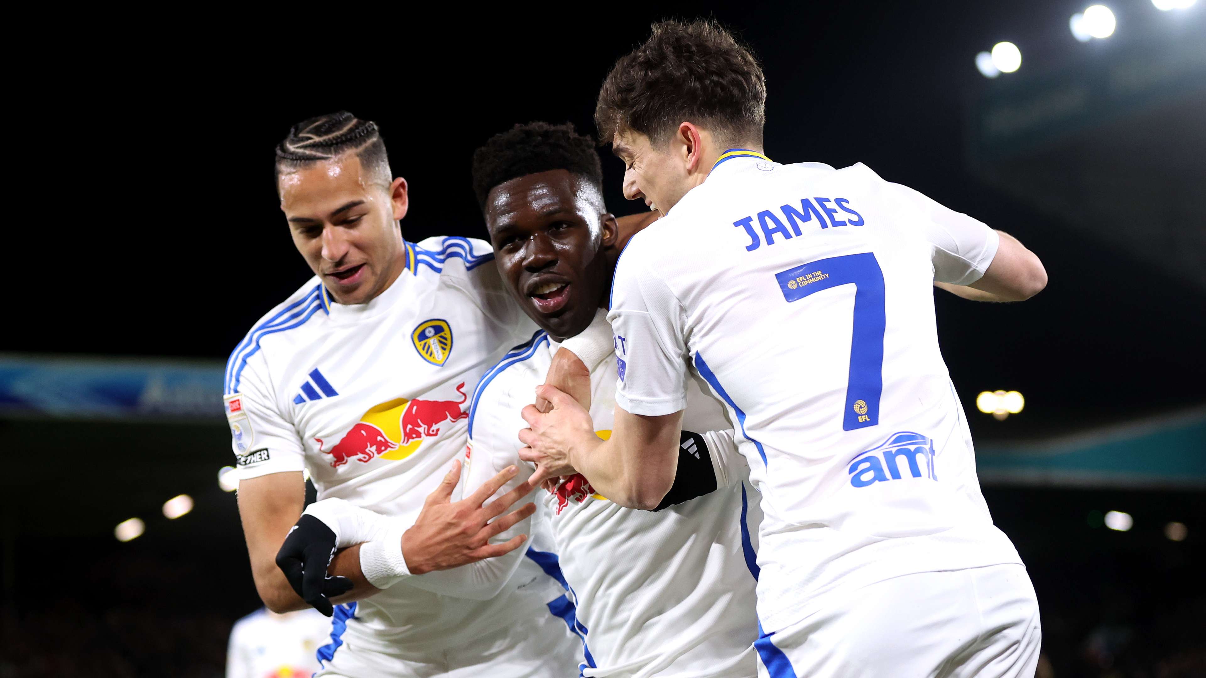 表现相对乏 表现相对乏