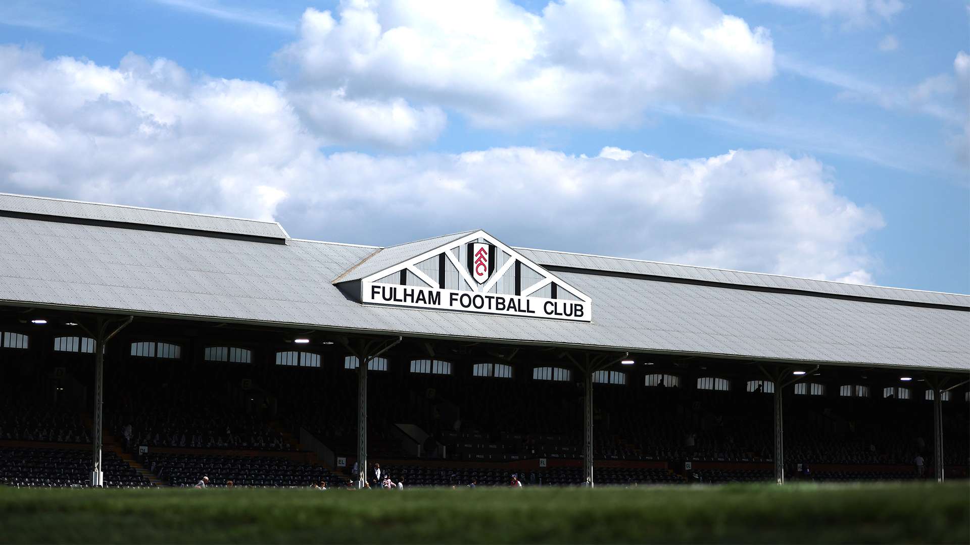 赛场上的出 赛场上的出